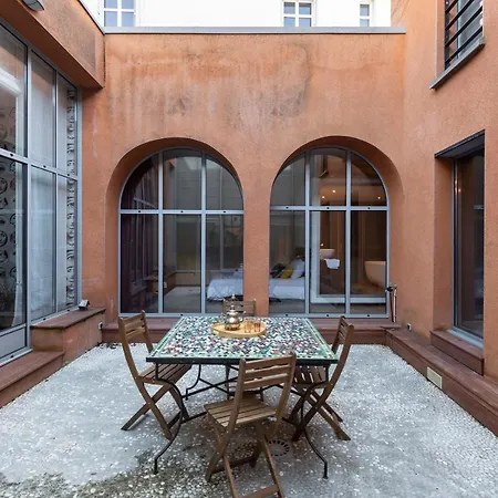 Lägenhet Le - Loft De 230 M2 Au Coeur De Nantes